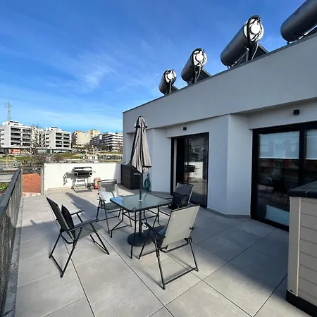 Apartment New With Large Terrace In Matosinhos